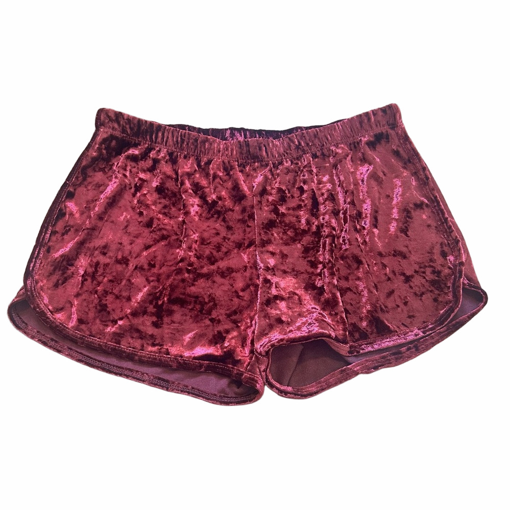 Liz & Sara Red Velvet Shorts Size Medium